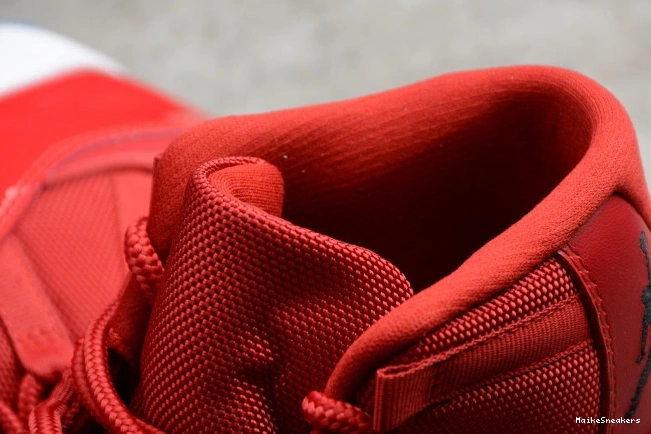 MaikeSneakers RetroGym Air Jordan 11 Red 378037-623 0807